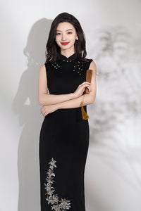 Black Embroidered Modern Qipao Midi | Sleeveless Mandarin Neck, Beaded Frogs
