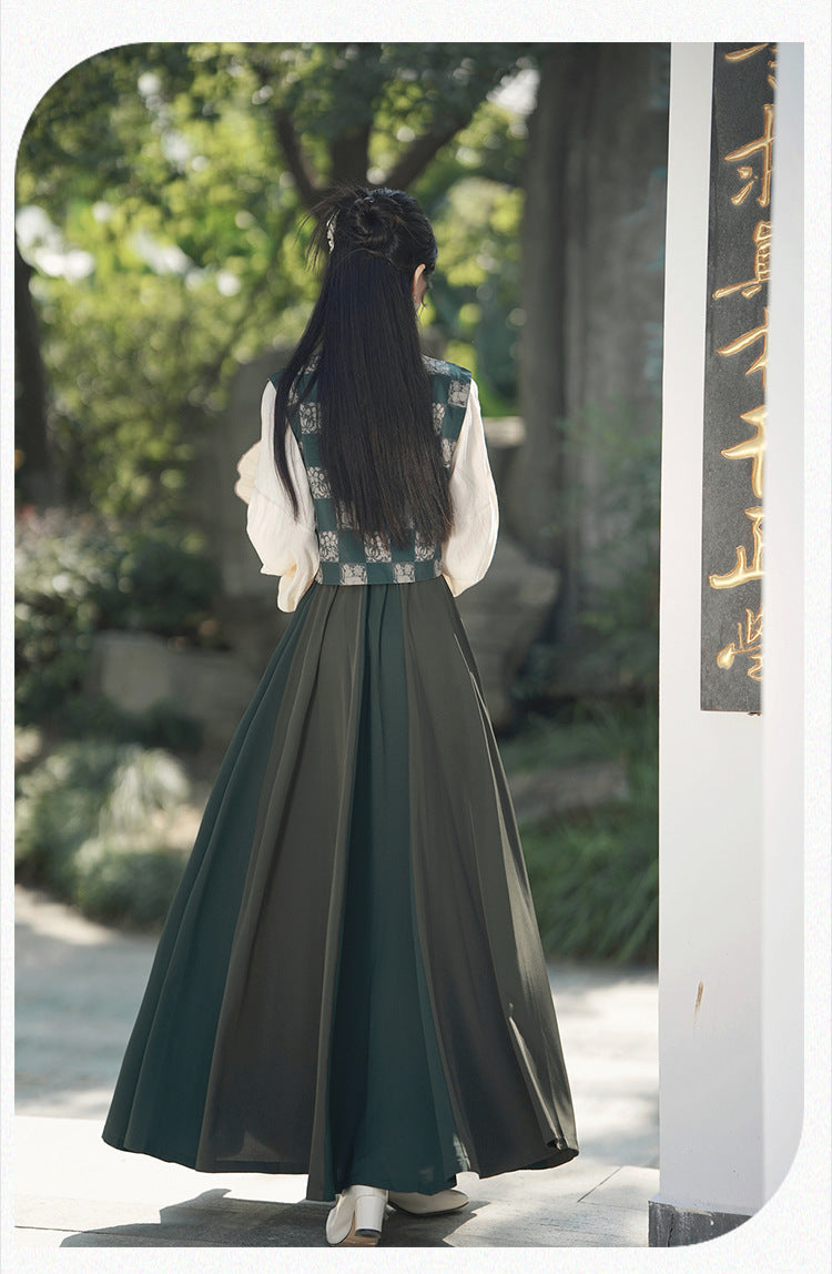 Spring Tang-Style Blouse & Eight-Panel Skirt Set | Deep-Green Patchwork Vest, Lantern Sleeves, High-Waist Flowing Maxi