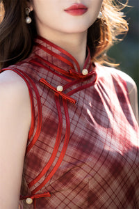Burgundy Plaid Sleeveless Qipao Dress with Mandarin Collar & Frog Buttons | New Chinese Style Slim Maxi Cheongsam