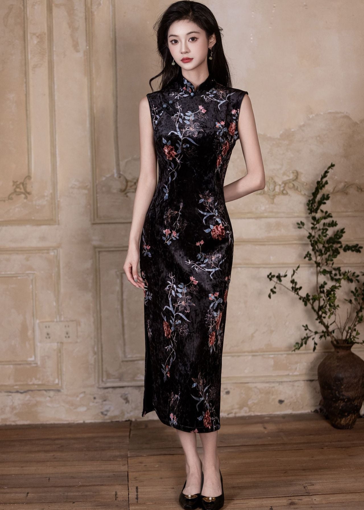 Black Floral Vintage Sleeveless Slim Qipao Gown