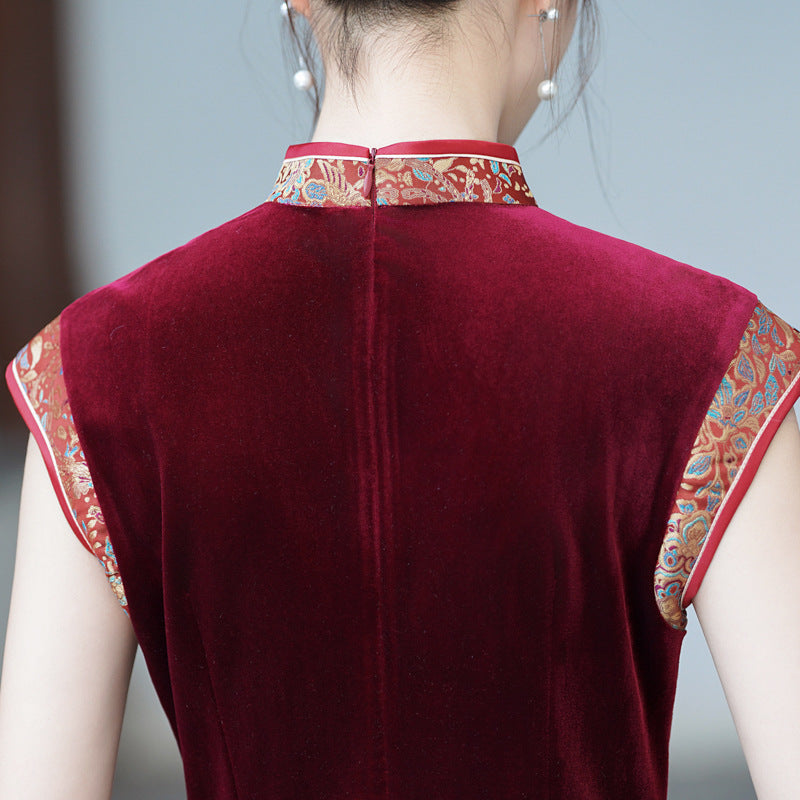 Spring Red Short-Sleeve Modern Qipao Maxi | Elegant Mother Dress