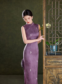 Burgundy Tonal Jacquard Sleeveless Qipao Maxi Dress | Mandarin Collar Slit Cheongsam