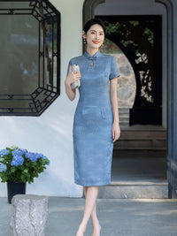 Summer Plus-Size Jacquard Modern Qipao | Mandarin Short Sleeve Keyhole, Slim Midi with Side Slit