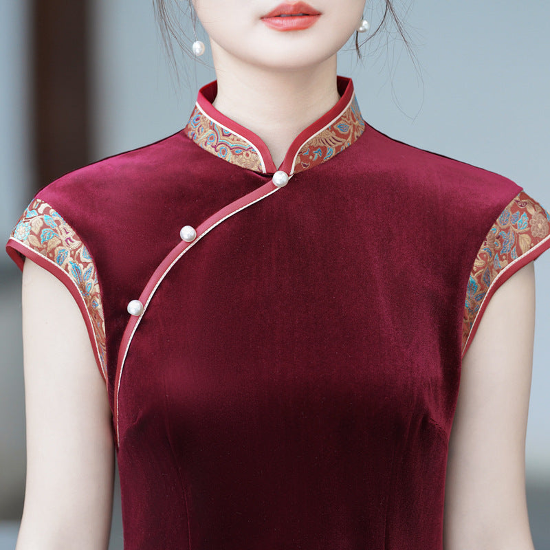 Spring Red Short-Sleeve Modern Qipao Maxi | Elegant Mother Dress