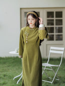 优雅绿色汉服内搭花卉图案背心套装