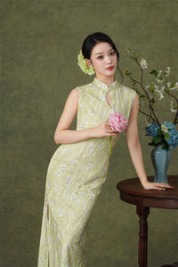 Pink Floral Sleeveless Velvet Qipao Dress | Slim Mandarin Maxi