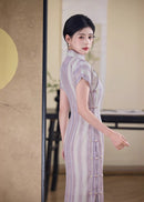 优雅无袖中式领旗袍 - 红色修身设计