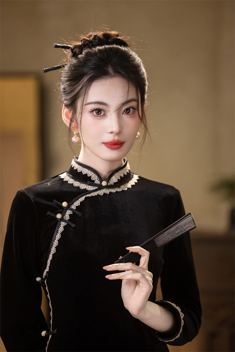 Red Velvet Lace Long Sleeve Qipao Dress | Slim Mandarin Maxi