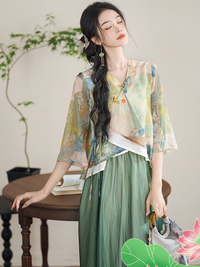 New Chinese Style Two-Piece Set with Flowing Green Skirt