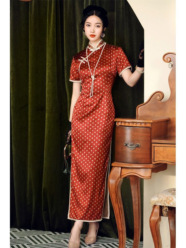 Vintage Red Polka Dot Cheongsam with Pearl Trim and Mandarin Collar