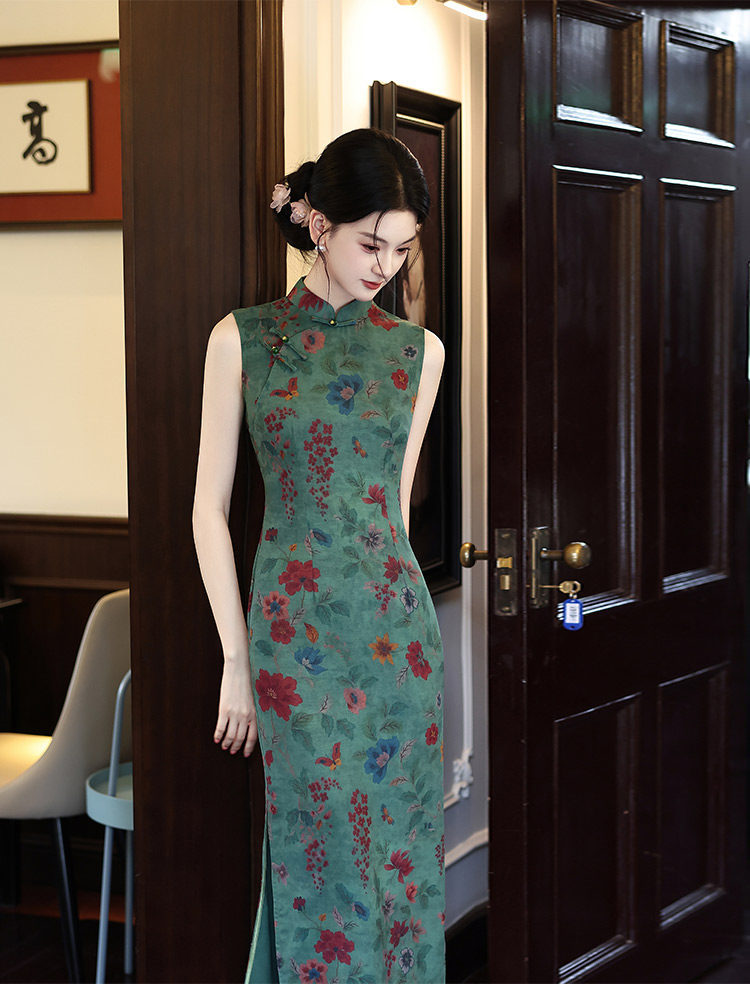 Green Floral Sleeveless Mandarin Collar Slim Qipao Dress
