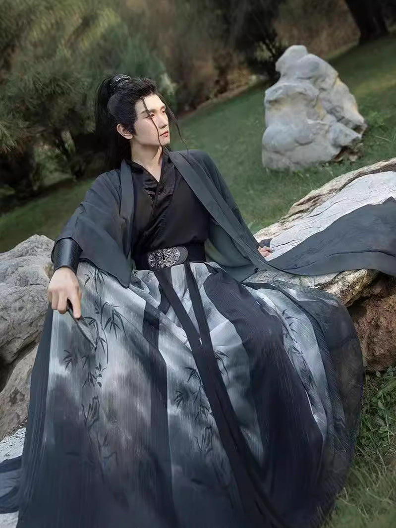 Elegant Traditional Hanfu Outfit with Bamboo Print Skirt and Black Robe