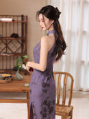 Elegant Chinese Floral Qipao – Modern Halter Neck Design