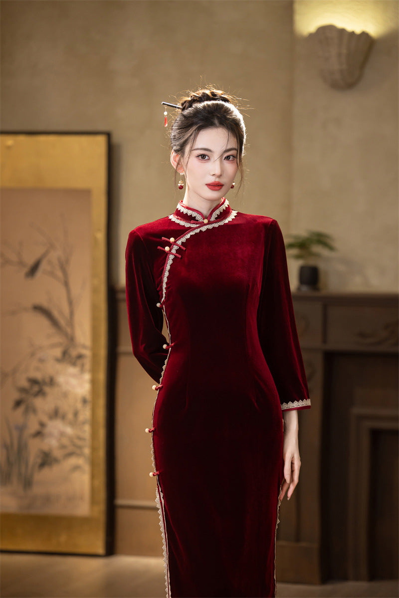 Red Velvet Lace Long Sleeve Qipao Dress | Slim Mandarin Maxi