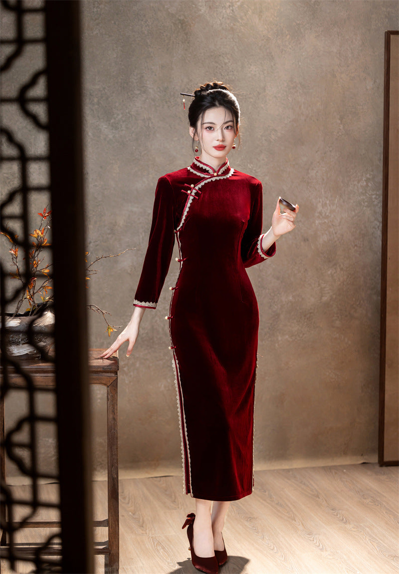 Red Velvet Lace Long Sleeve Qipao Dress | Slim Mandarin Maxi