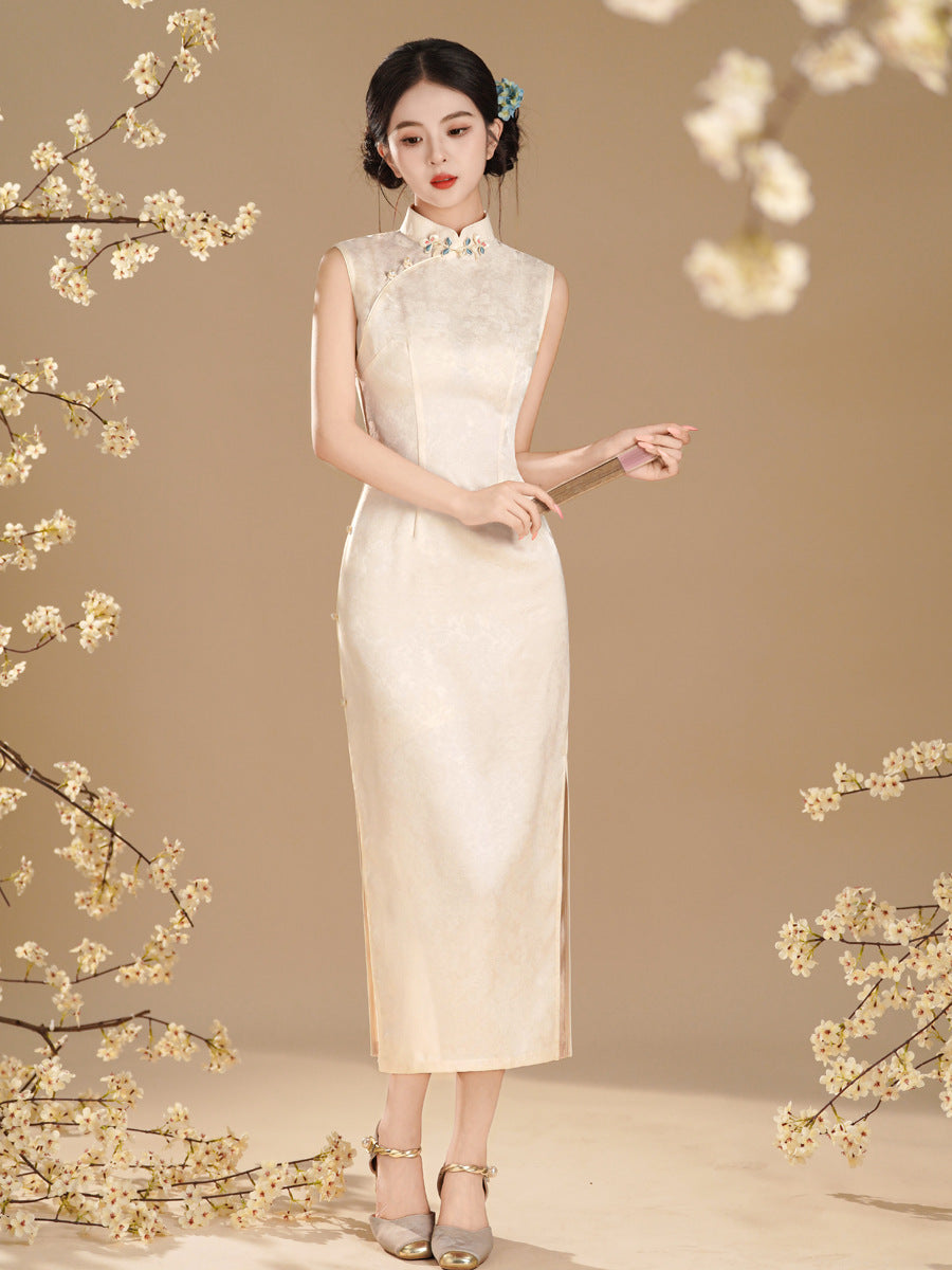 Milky White Sleeveless Qipao Dress - Slim-fit Mandarin Collar Summer Cheongsam | HANGRACE Han Grace Milky White Sleeveless Qipao Dress - Slim-fit Mandarin Collar Summer Cheongsam | HANGRACE Han Grace
