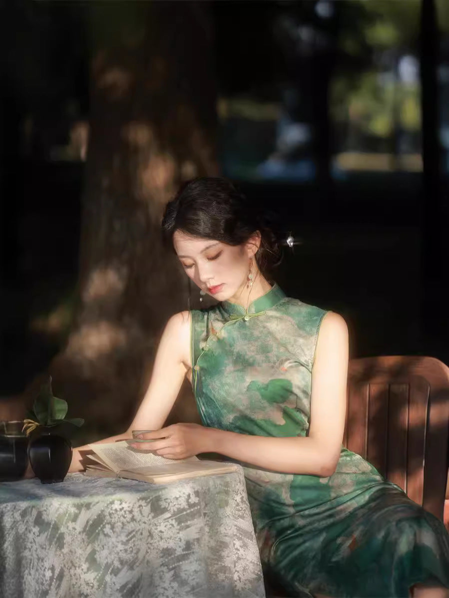 Artistic Green Cheongsam Dress with Watercolor Floral Print