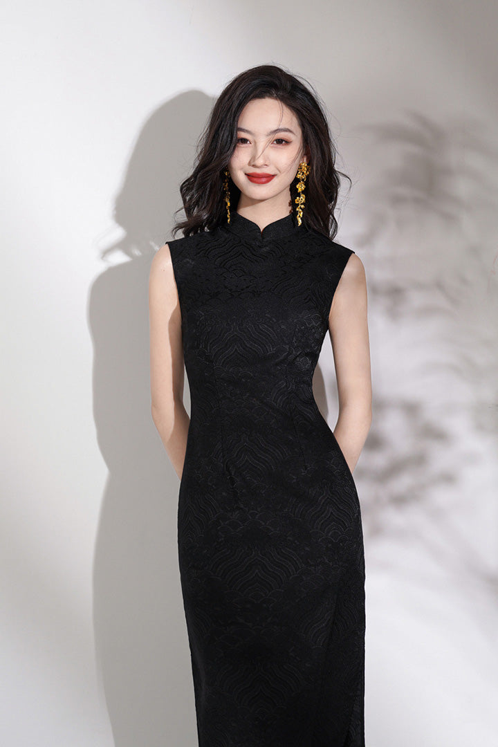 Sleeveless Bridal Qipao Dress | Lightweight Mandarin Collar Summer Gown
