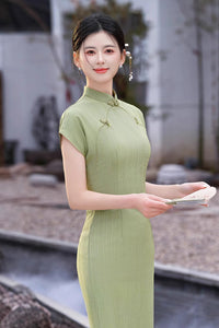 Vintage Elegant Green Qipao Spring Daily Wear for Mothers
