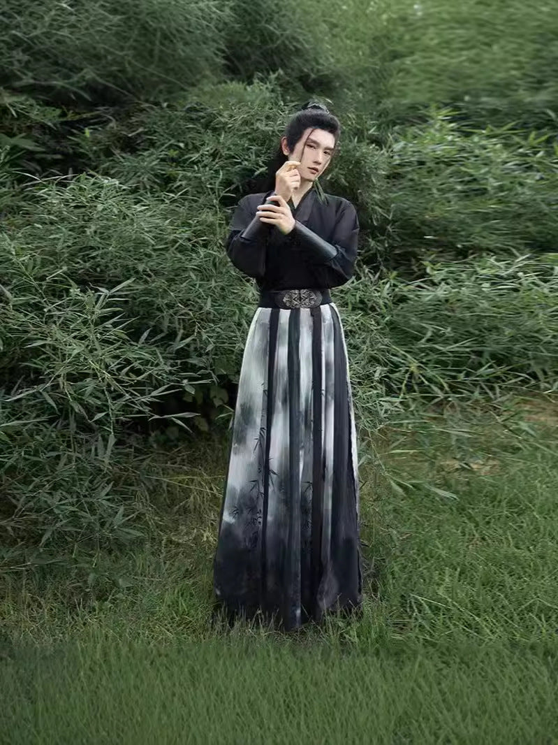 Elegant Traditional Hanfu Outfit with Bamboo Print Skirt and Black Robe