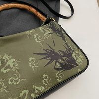 Elegant Bamboo Handle Handbag with Floral Pattern, Perfect for Hanfu Outfits