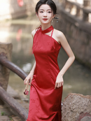 Elegant Halter-Style Red Cheongsam with Floral Jacquard