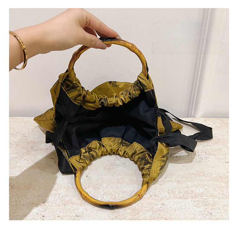 Elegant Bamboo Handle Drawstring Bag For Hanfu and Daily Use