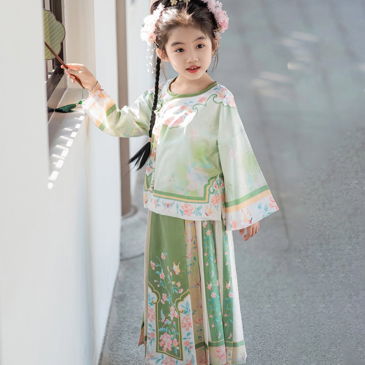 Girls Hanfu Two Piece Cultural Dress Set