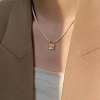 Retro Double Layer Women Necklace Pendant Necklace Clavicle Chain Pearl Choker