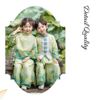 Boys' Traditional Green Landscape Painting Hanfu