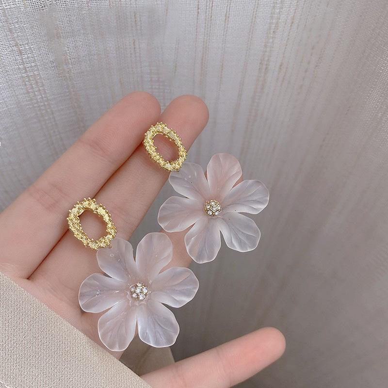 Dangle Flower Earrings With Gold Accents