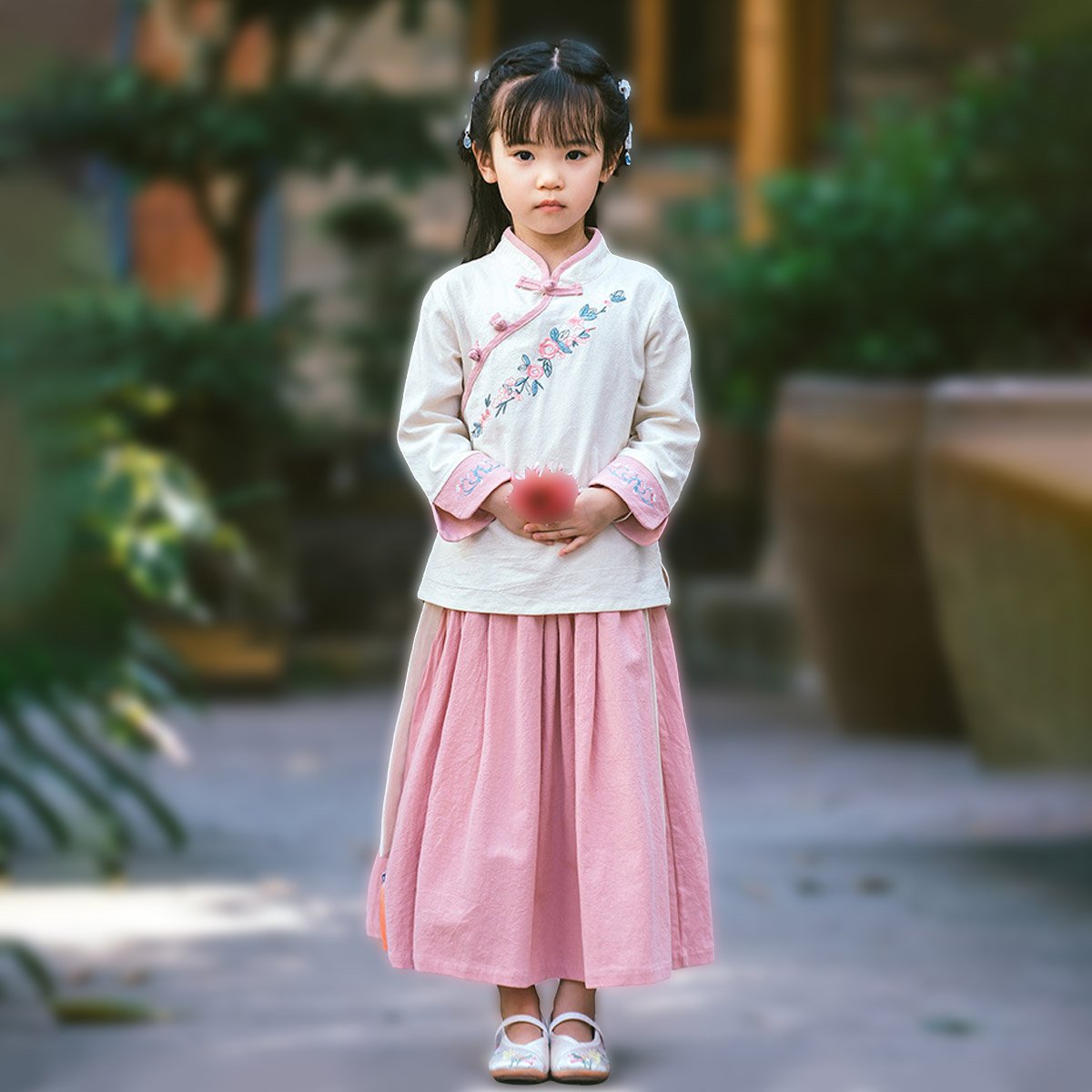 Girls' Embroidered Hanfu Dress - Traditional Chinese Wear