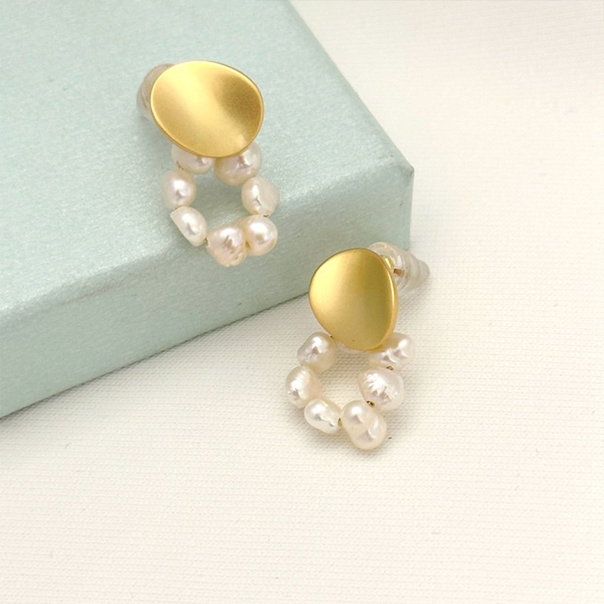 Vintage Pearl Beaded Earrings Simple Versatile Jewelry for Women Elegant Fashion