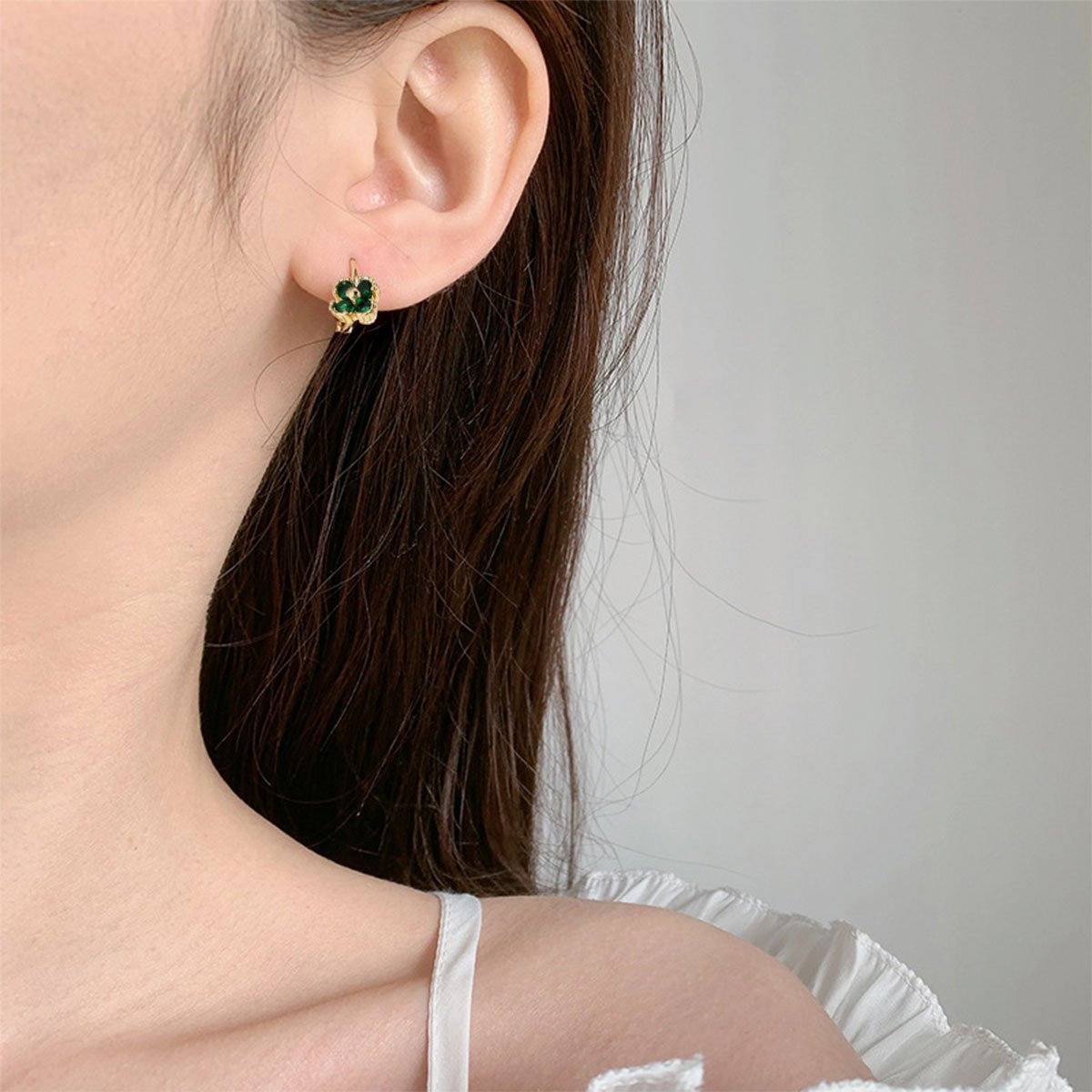 Green Lucky Grass Ear Cuff Simple Earrings for Girls Fashion Jewelry Accessories