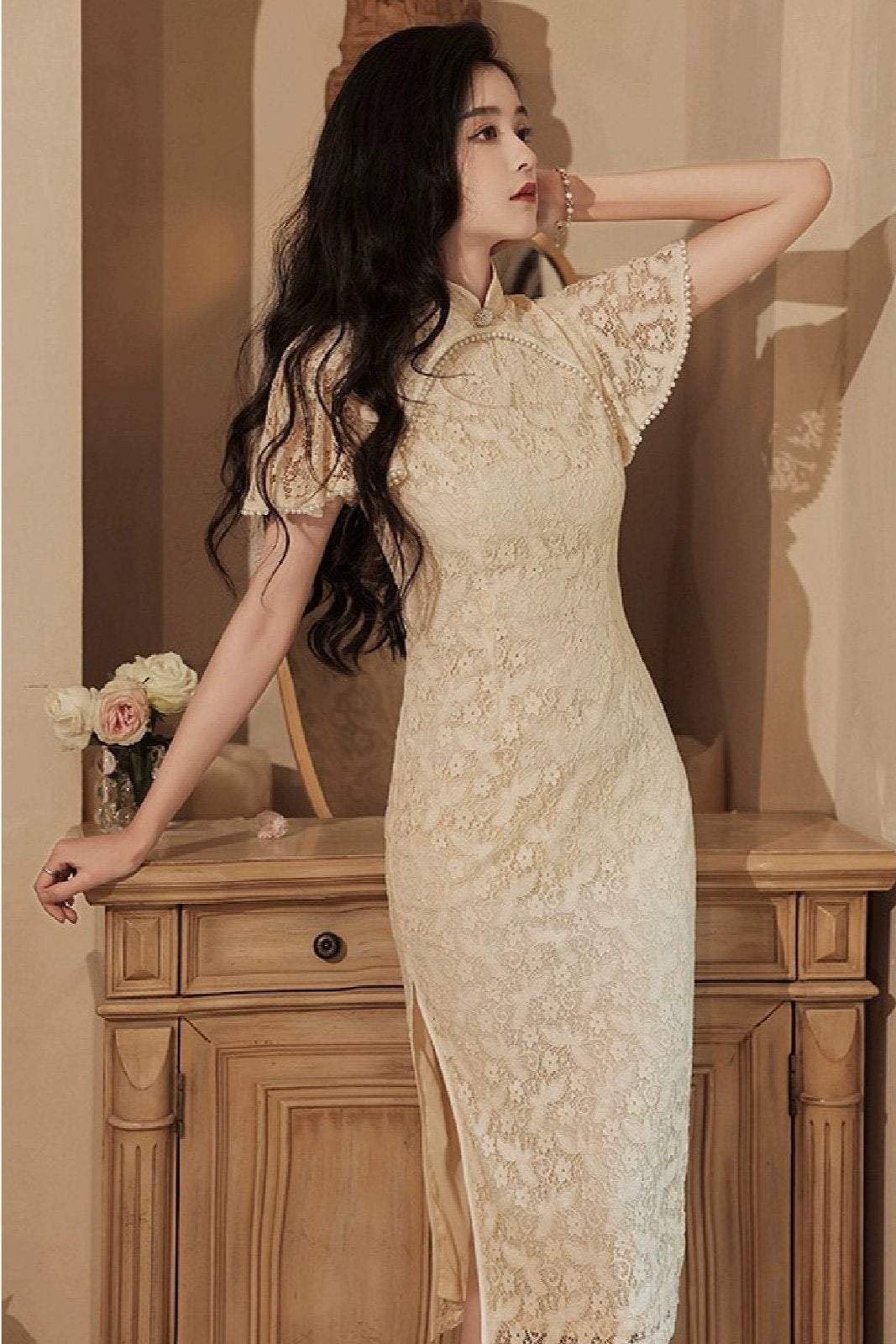 Lady's Triditional Chinese Elgant Lace Cheongsam Dress
