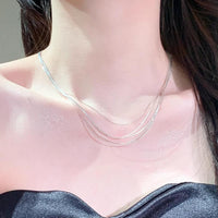 Versatile 5 Layered Chain Necklace Stylish Jewelry Accessory Collarbone Choker