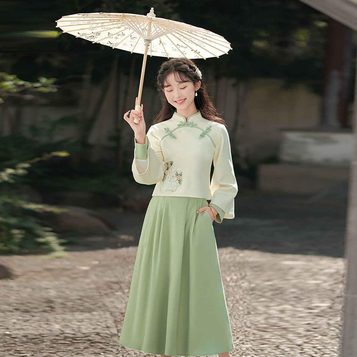 Women's Light Green and Beige Modern Hanfu Two-Piece Set