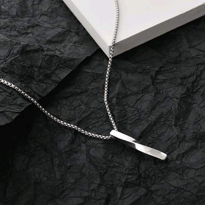 Unisex Minimalist Rectangle Pendant Necklace