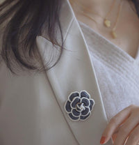 Women Enamel Camellia Fashion Rose Flower Brooch Alloy Pearl Coat Brooch Gift