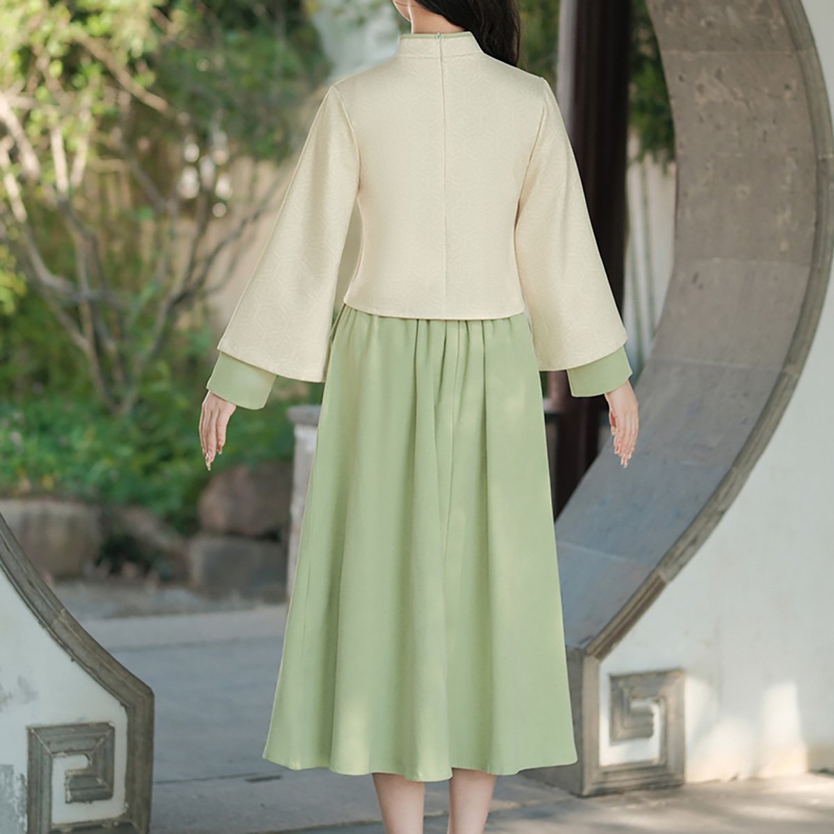 Women's Light Green and Beige Modern Hanfu Two-Piece Set