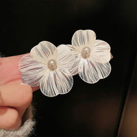 Exaggerated Large Flower pearl Earrings Women Fashion Jewelry Charming Ear Stud