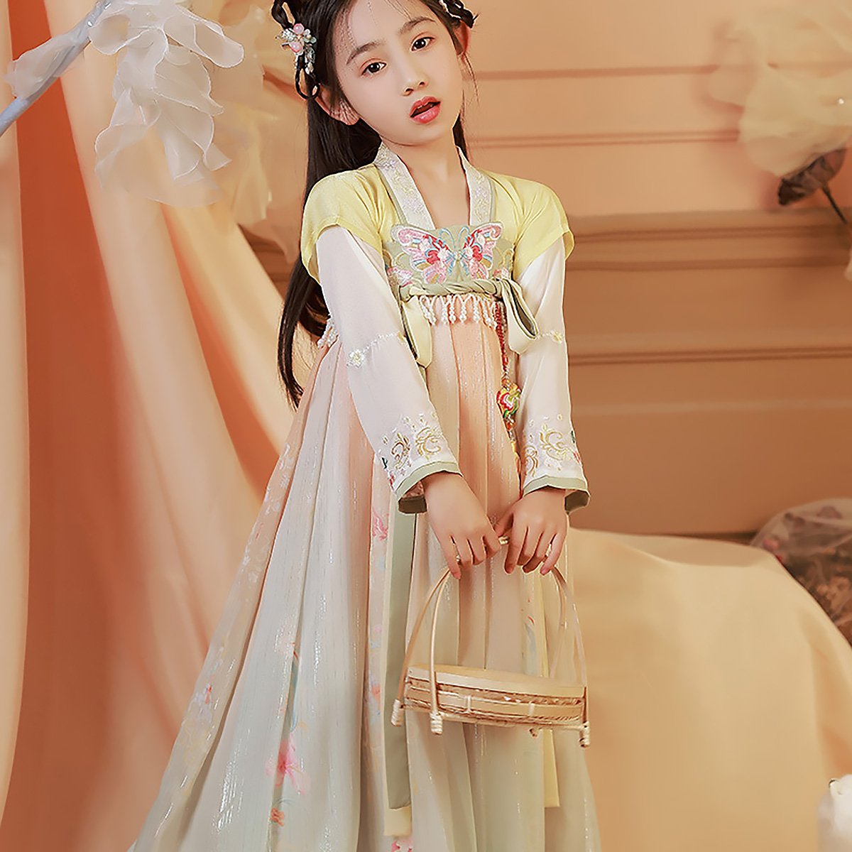 Girls Goose Yellow Butterfly Embroidery Chinese Hanfu