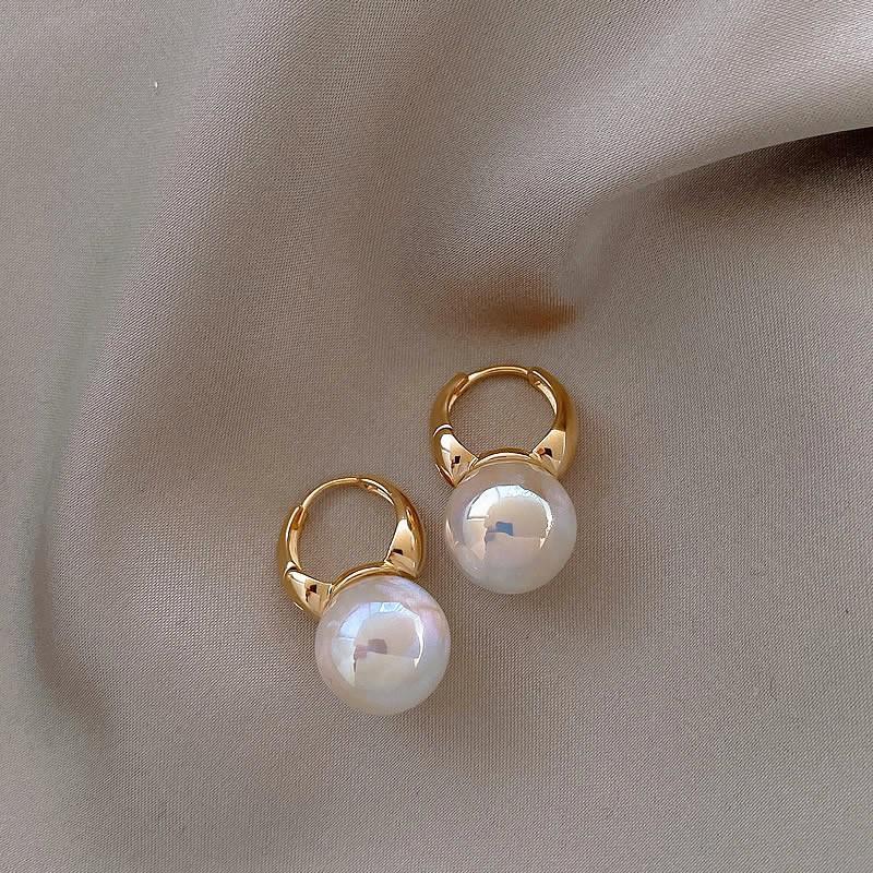 French Temperament Pearl Earrings Elegant Fashion Jewelry for Girls and Women